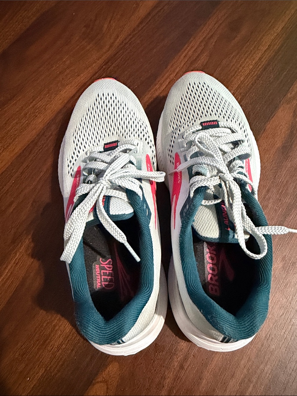 Brooks Launch 8 Women’s 6.5 B Ice Flow Navy Pink Running Shoes Sneakers